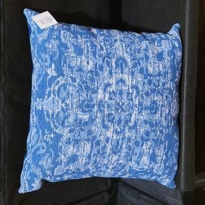 NWT 20X20 Blue Throw Pillow